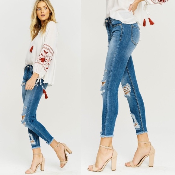 Last pair 👖 Cropped Distressed Skinny Jeans - Picture 3 of 6